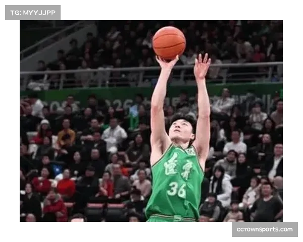 辽宁鄢手骐替补发力连得7分 第三节追分阶段展现外线威胁